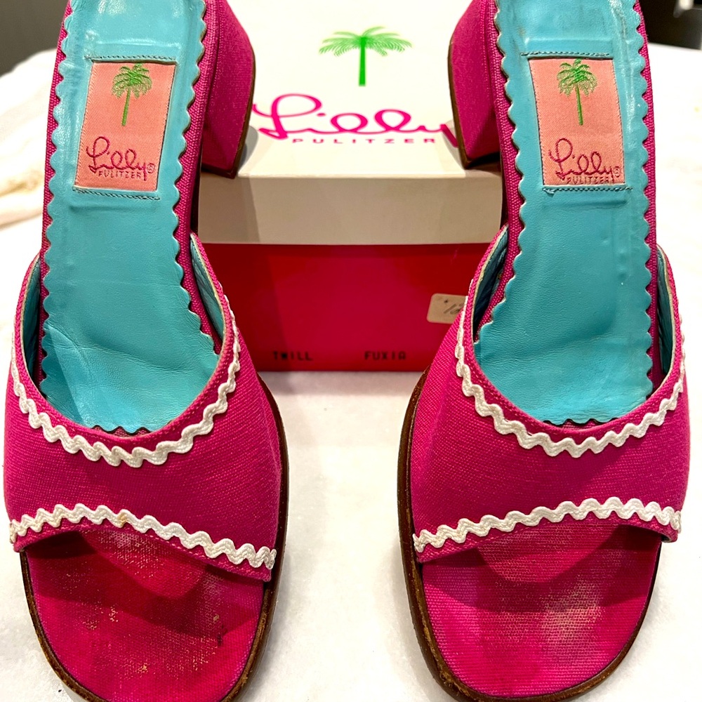 Lilly Pulitzer Hot Pink Sandals twill fabric